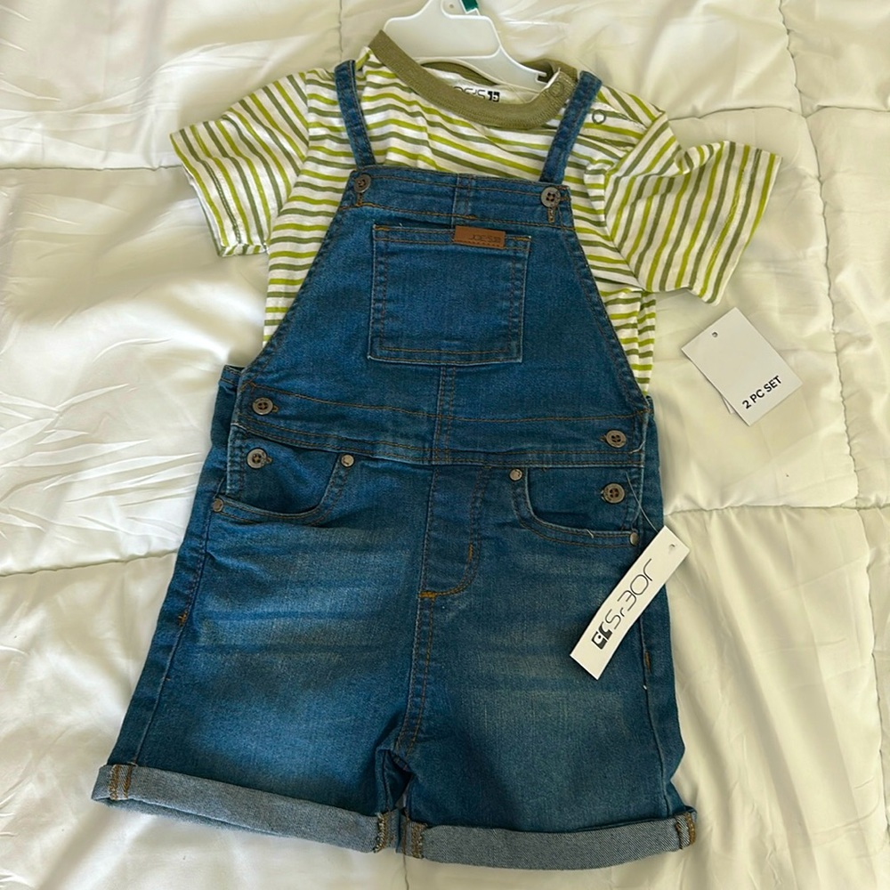 Bnwt Joes bibs with green striped onesie 24 month